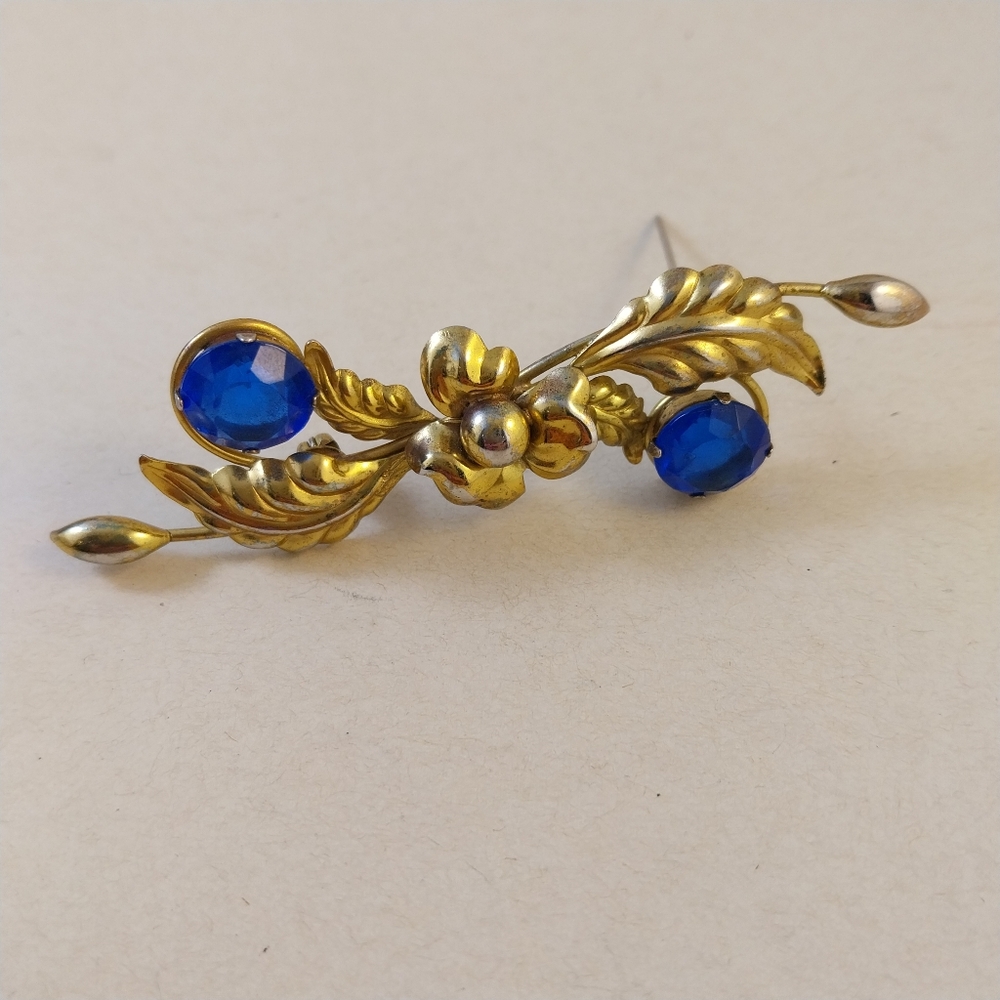 Sterling Silver and Blue Brooch - Picture 15 of 16